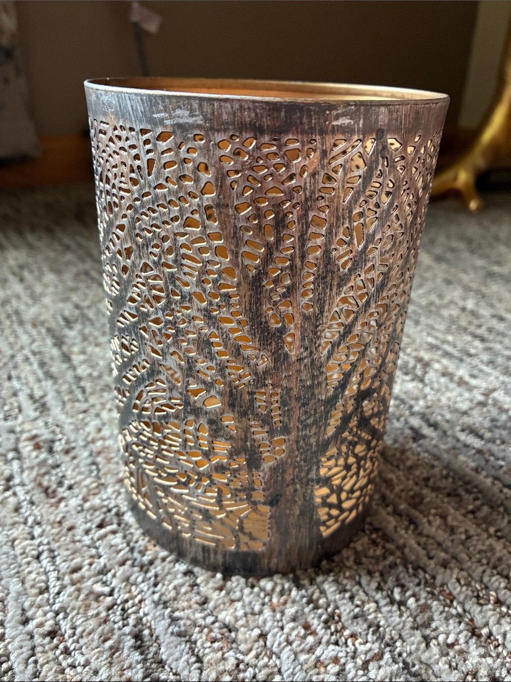 Metal Tree Cutout Candle Holder - Sm Hurricane